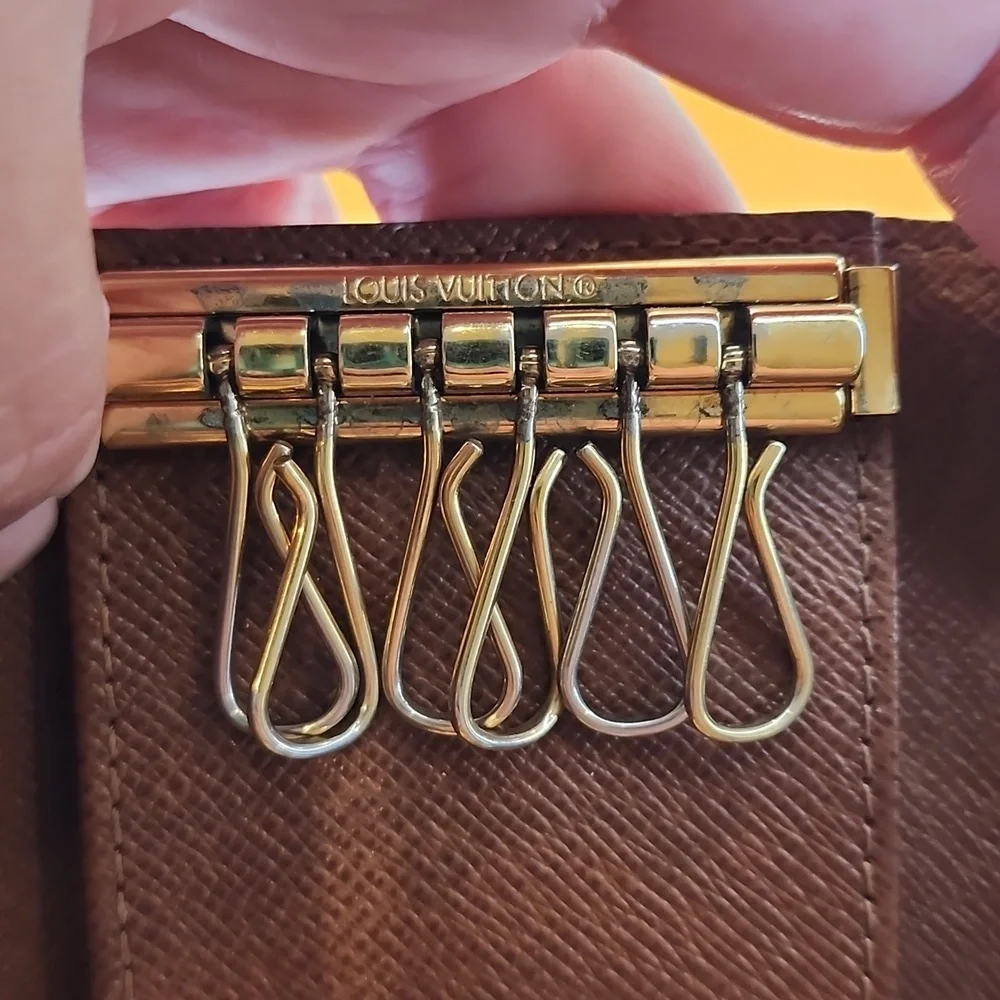 LOUIS VUITTON LV MULTICLES 6 MONOGRAM KEY HOLDER WALLET - Picture 12 of 14